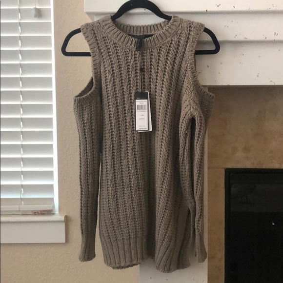 BCBG cold shoulder knitted long sleeve top - Picture 1 of 5